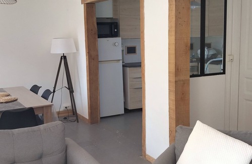 Cosne-Cours-sur-Loire House | Maison Proche du Centre Ville