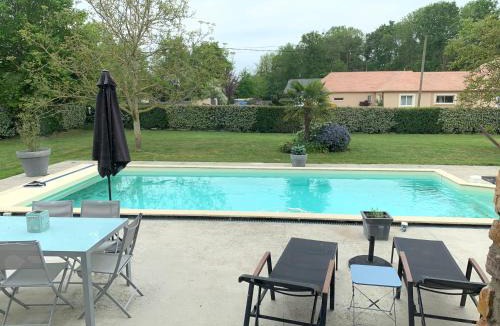 Saint-Pavace House | Maison proche du circuit