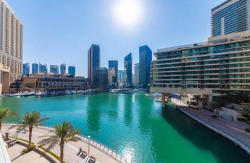 Jumeirah Beach Residence Villa | Maison Privee - Stunning 3-Floor Villa with Kids Room & Rooftop Terrace over Dubai Marina