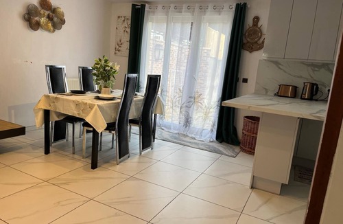 Le Tremblay House | Maison Proche Paris Quartier Parc de Tremblay Champigny-sur-marne