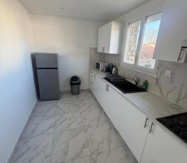 Villiers-le-Bel Apartment | Maison proche Charles de Gaulle et Paris L1