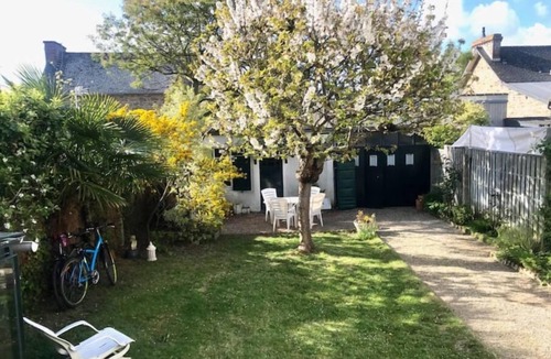 Le Rosais-La Flourie House | Maison Proche de la mer