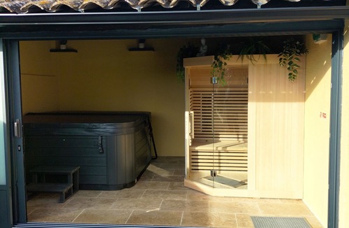 Molleges House | Maison Provençale Spa Sauna and Pool