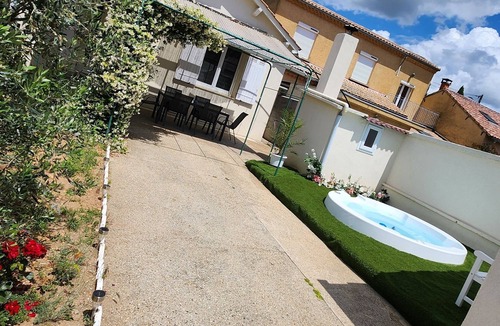 Sorgues House | Maison Provence, Proche Avignon