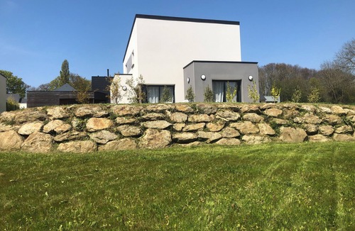 Plouer-sur-Rance House | Maison Récente Avec Tous les Équipements Traditionnels Très Bien Situé