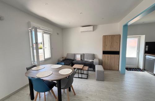 Olonne-sur-Mer House | Maison rénovée 4 pers – Cour fermée et parking - FR-1-197-632