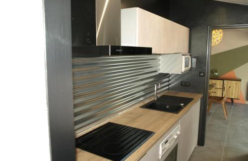 Saint-Jean-de-Monts House | Maison rénovée, proche forêt et plage - FR-1-323-371