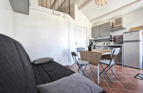 Polignac House | Maison rénovée avec grand jardin à Polignac - FR-1-582-351