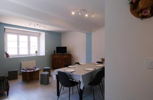 Thivars House | Maison rénovée avec jardin, 3 chambres, à 10 min de Chartres, idéale pour familles et escapades romantiques - FR-1-581-114