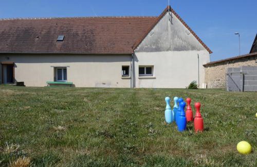 Thivars House | Maison rénovée avec jardin, 3 chambres, à 10 min de Chartres, idéale pour familles et escapades romantiques - FR-1-581-114