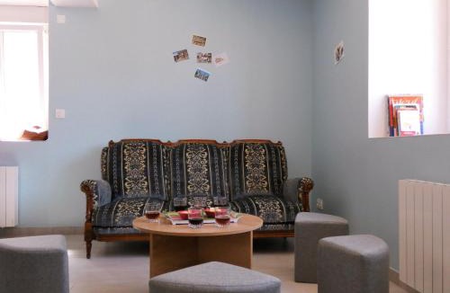 Thivars House | Maison rénovée avec jardin, 3 chambres, à 10 min de Chartres, idéale pour familles et escapades romantiques - FR-1-581-114