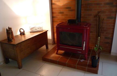 Avermes House | Maison rénovée avec piscine et jardin à Moulins - FR-1-489-324