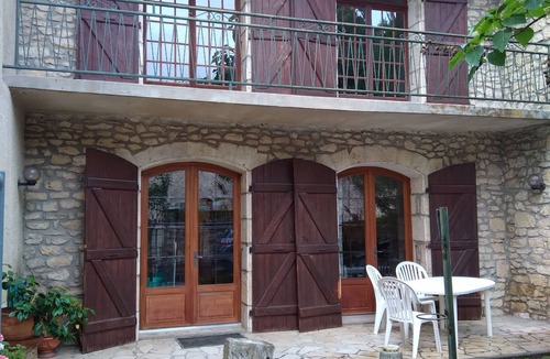 Monfort House | Maison Rénovée Dans Village Gersois
