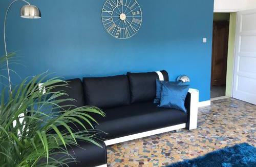 Treignac Apartment | Maison Raffinee