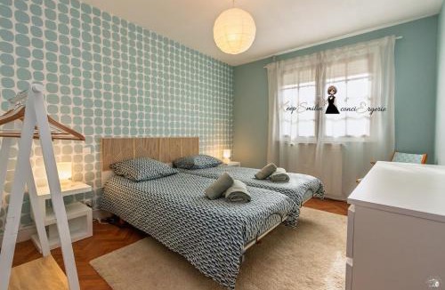 Pontacq House | Maison ReJeanne, Retro Chic près de Lourdes