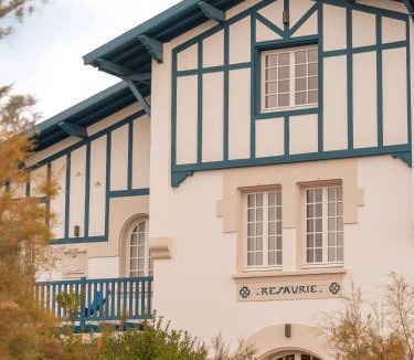 Biarritz Hotel | Maison Resaurie - Hôtel