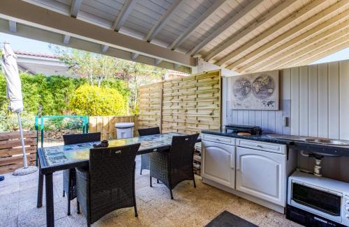 Calvisson House | Maison - Residence avec piscine