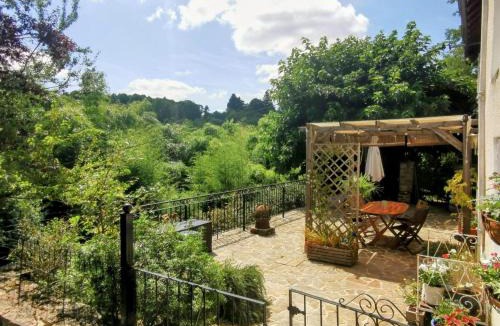 Segur-le-Chateau House | Maison Rocher