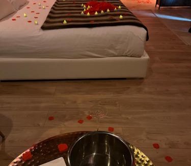 Faverolles House | Maison romantique avec jacuzzi privatif