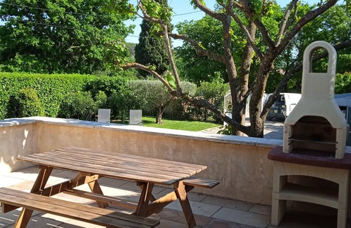 Roussas House | Maison Roussas