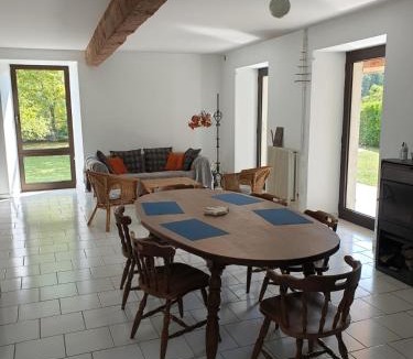 Lourdes House | Maison rustique pyrénéenne, vue sur les montagnes