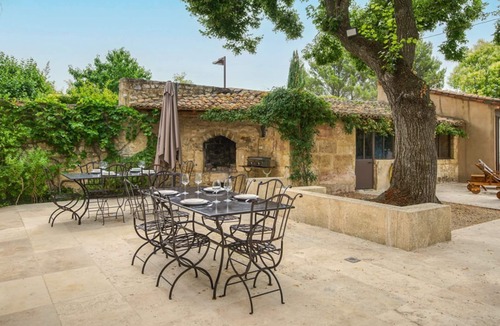 Saint-Etienne-du-Gres Villa | Maison Sylvie - Five Bedroom Villa, Sleeps 10