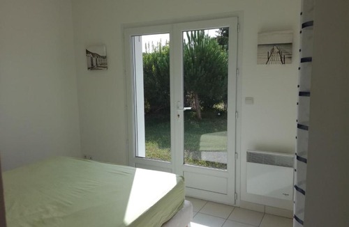 Saint-Michel-en-l'Herm House | Maison Saint-Michel-en-l'Herm, 3 pièces, 4 personnes - FR-1-476-96
