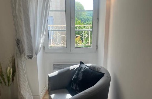 Aubeterre-sur-Dronne Apartment | Maison Saint Jacques
