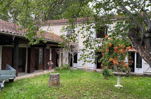 Mouchan House | Maison Saint Roch