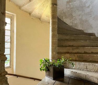 Autun Bed & Breakfast | Maison Sainte Barbe