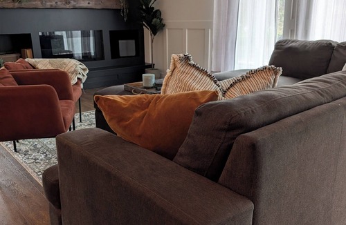 Shediac House | Maison Salt & Fir : Shediac nA cozy seaside family retreat. Pet friendly!