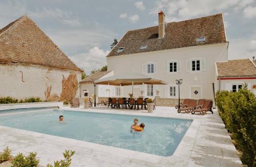 Saunieres Villa | Maison Saunières
