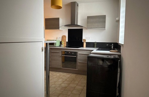 Chablis House | Maison Seventies, climatisée, parking privé