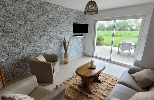 Creances House | Maison Située Dans une Impasse