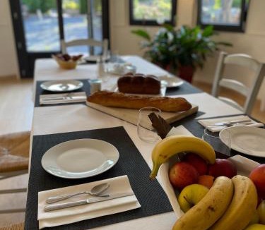 La Roquette Bed & Breakfast | Maison SOLAR