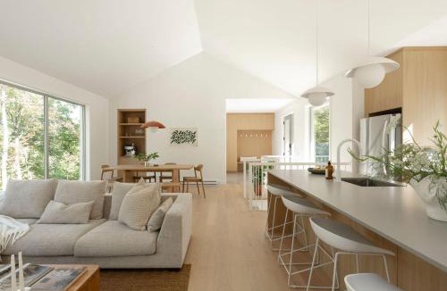 Lac Superieur Village Ski Chalet | Maison Solus - Private Nordic Spa - Tremblant