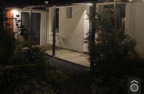 Anstaing House | Maison Souche