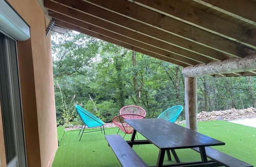 Miremont House | Maison Sous les Bois