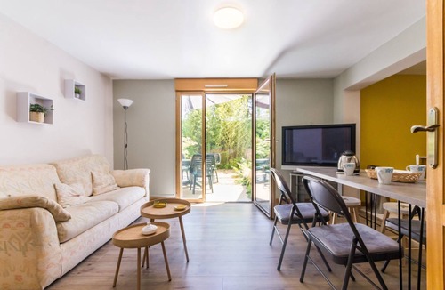 Oudon House | Maison Sous les pommiers