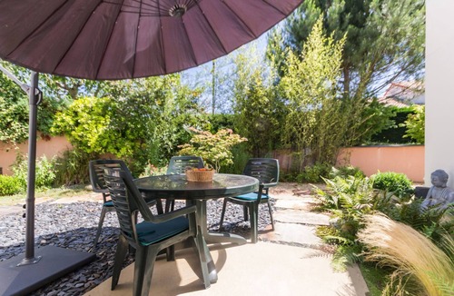 Oudon House | Maison Sous les pommiers