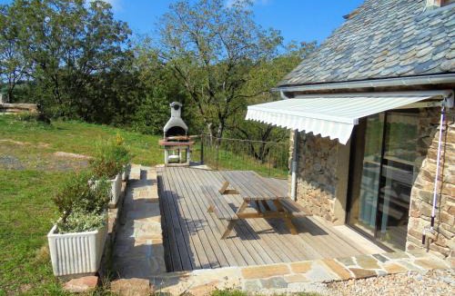 Castelnau-de-Mandailles House | Maison spacieuse à Castelnau-de-Mandailles avec cheminée 250 m²