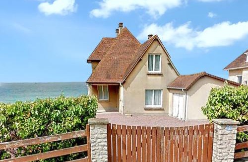 Arromanches-les-Bains House | Maison spacieuse avec vue sur la mer à Arromanches-les-Bains