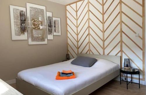 Woippy House | Maison spacieuse 240m² - 7chambres - 16pers'