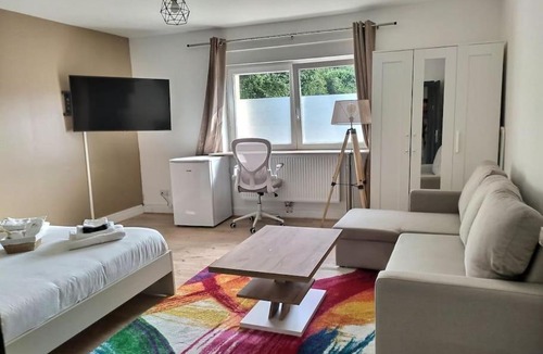 Woippy House | Maison spacieuse 240m² - 7chambres - 16pers'