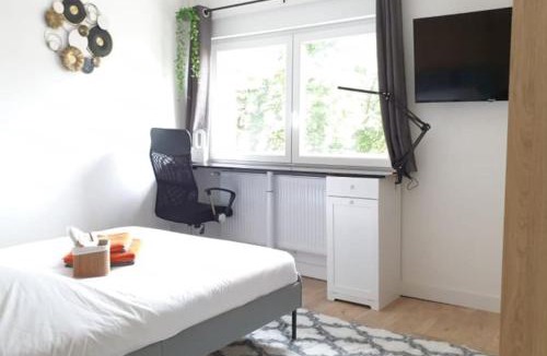 Woippy House | Maison spacieuse 240m² - 7chambres - 16pers'