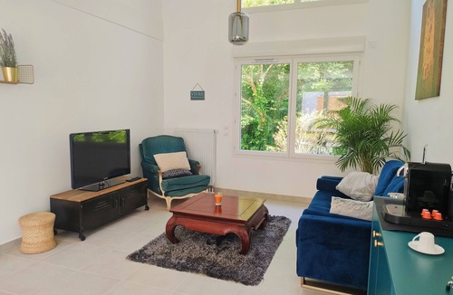 Benouville House | Maison Spacieuse au Pegasus Bridge