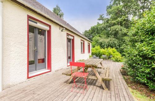 Malville House | Maison spacieuse avec jardin, ping-pong, WiFi, et équipements bébé - Malville, France - FR-1-306-1153