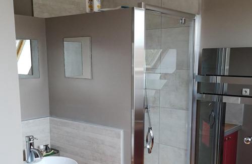 Souille Villa | Maison spacieuse avec piscine chauffée