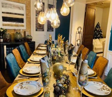 Centre Ville House | Maison spacieuse avec spa, Niort