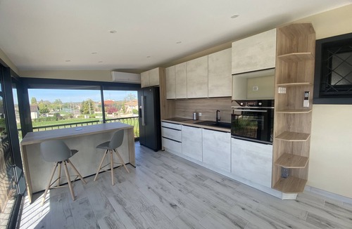 Grieges House | Maison Spacieuse, Conviviale